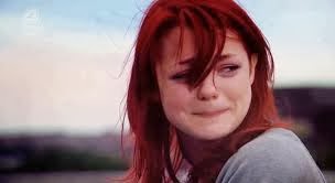 صور بنات حزينة صور بها كلام حزين جدا 