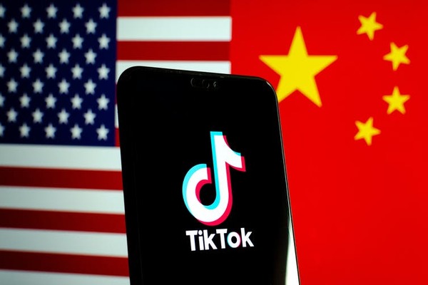 تقارير: الصين تفضل إغلاق TikTok على بيعه لشركة أمريكية تقارير: الصين تفضل إغلاق TikTok على بيعه لشركة أمريكية